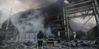Τουλάχιστον πέντε νεκροί από ρωσικούς βομβαρδισμούς στο Χάρκοβο