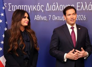 Έκθετος ο Ρούμπιο