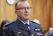 Παραιτήθηκε ο αρχηγός των ενόπλων δυνάμεων της Νέας Ζηλανδίας επειδή διατηρούσε ανάρμοστη σχέση