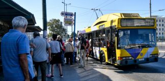Σε παρακμή τα ΜΜΜ της Αθήνας