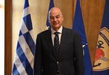 Επίδειξη δύναμης στο Akanthus