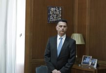 Ψάχνουν τον... ύποπτο εντός των τειχών