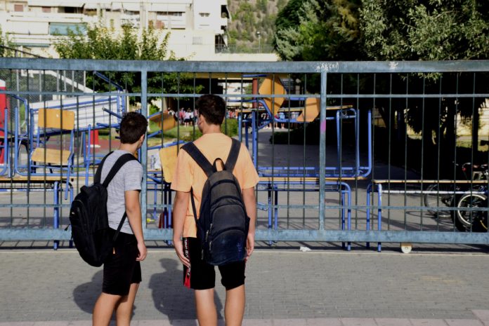 Γιατί η κυβέρνηση φοβάται τις καταλήψεις στα σχολεία – Στους διευθυντές η ευθύνη Γιατί η κυβέρνηση φοβάται τις καταλήψεις στα σχολεία - Στους διευθυντές η ευθύνη