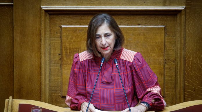 Μαγνησία: Χωρίς δημόσια παιδοψυχιατρική κάλυψη από τις αρχές του 2026 – Τι απαντά το Υπουργείο Άμυνας στη βουλευτή της…