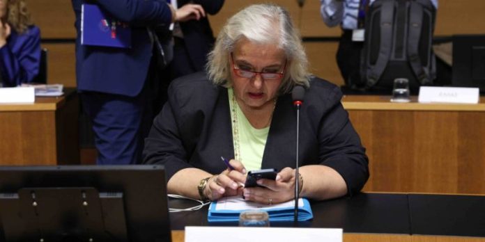 Βατερλώ στο Λιβυκό: Ωρα για παραιτήσεις Βατερλώ στο Λιβυκό: Ωρα για παραιτήσεις