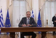 Γιατί ΕΛΑΣ και ΠΑΣΟΚ δεν ζητούν παραίτηση Γεραπετρίτη