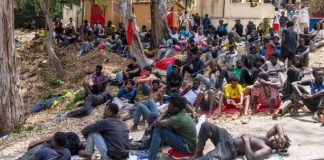 Ισπανία: Επιχείρηση-«σκούπα» της αστυνομίας κατά των μεταναστών στη Θέουτα Ισπανία: Επιχείρηση-«σκούπα» της αστυνομίας κατά των μεταναστών στη Θέουτα