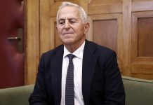 Ευάγγελος Αποστολάκης: Εκπτώσεις