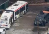 Φιλαδέλφεια: Πυροβόλησε τη μητέρα και την αδελφή του, έκαψε το σπίτι και οχυρώθηκε 12 ώρες σε λεωφορείο Φιλαδέλφεια: Πυροβόλησε τη μητέρα και την αδελφή του, έκαψε το σπίτι και οχυρώθηκε 12 ώρες σε λεωφορείο
