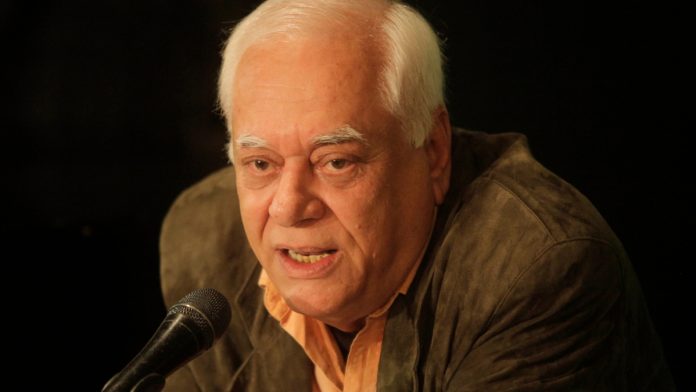 «Γράφουν – σβήνουν» τον Καρτερό από την Πολιτική Επιτροπή της ΕΛΑΣ «Γράφουν – σβήνουν» τον Καρτερό από την Πολιτική Επιτροπή της ΕΛΑΣ