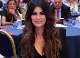 Κίμπερλι Γκιλφόιλ: Μασκότ Κίμπερλι Γκιλφόιλ: Μασκότ