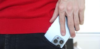 Θεσσαλονίκη: Ταυτοποιήθηκαν δύο άτομα που έκλεψαν τρία κινητά iPhone αξίας 2.650 ευρώ
