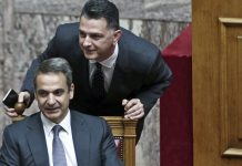 Τρίτο χτύπημα του ΠΑΣΟΚ για Μπεκίρη: Να δοθούν σήμερα απαντήσεις για το πτυχίο του, αλλιώς αποπομπή