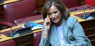 Οι… 680 σελίδες της Ντόρας και οι «φωτιές» που θα ανάψουν