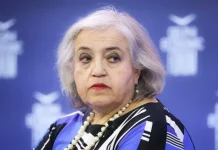 Το ΥΠΕΞ χαμένο στα θολά νερά του Λιβυκού