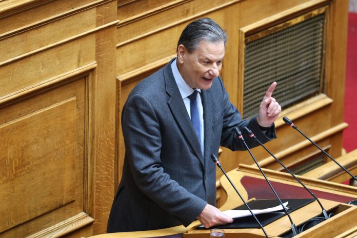 Η απουσία του Σκυλακάκη Η απουσία του Σκυλακάκη