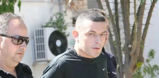 Οπλισμένος, άφαντος και με σφραγίδα αδείας: Η ώρα των αμείλικτων ερωτημάτων για τον Αλκέτ Ριζάι