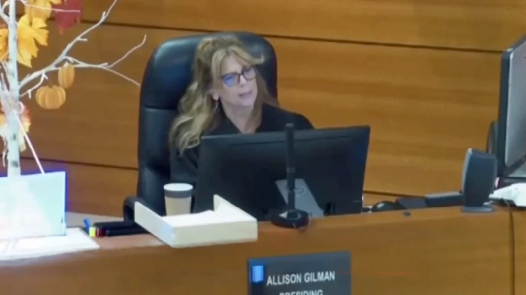 allison-gilman Δικαστής στη Φλόριντα ρωτούσε στο δικαστήριο κατηγορούμενο για ενδοοικογενειακή βία... πώς θα ψήσει την τέλεια μπριζόλα
