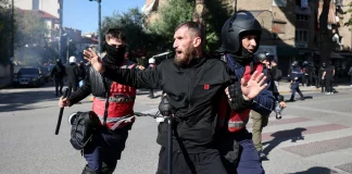 Aναβρασμός στην Αλβανία, ζητούν έρευνα για την αστυνομική βία και τον ρόλο του Ράμα
