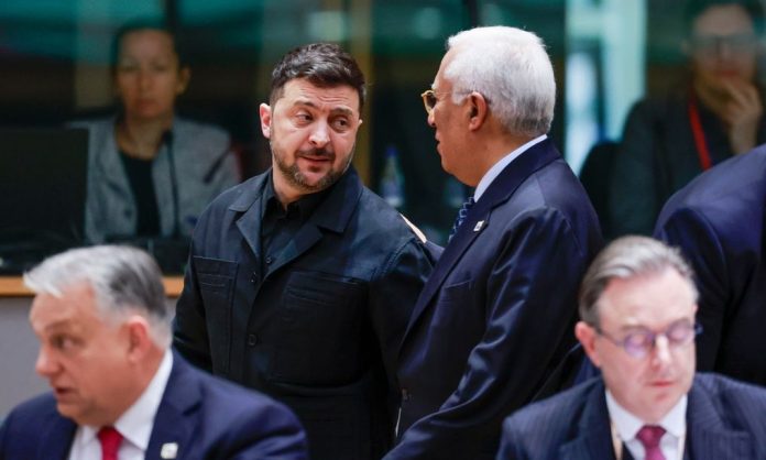 Politico: Εξοργισμένοι με τον Κόστα οι Ευρωπαίοι ηγέτες – «Είναι διπρόσωπος»