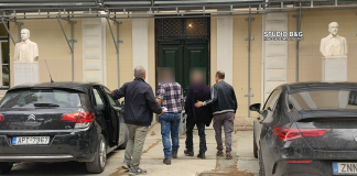 Συνελήφθη 64χρονος που πυροβόλησε 49χρονο στην Επίδαυρο, χειροπέδες και στον γιο του δράστη