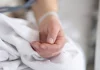 Σοβαρή καταγγελία εργαζομένων στο Δαφνί: Νοσηλεύτρια με εγκεφαλικό περίμενε πάνω από 1 ώρα για ασθενοφόρο