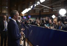 Η κυβέρνηση μόνη στην ενεργειακή θύελλα Η κυβέρνηση μόνη στην ενεργειακή θύελλα