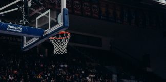 Σκάνδαλο με στημένα: Παραδόθηκε ο Μαυραγάνης, σήμερα οι απολογίες των 6 κατηγορουμένων