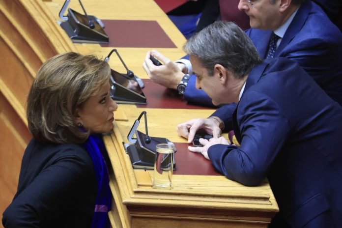 Μπερδέματα στην οικογένεια Μητσοτάκη