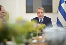 Ποιους υπουργούς στήριξε και ποιους αποδοκίμασε ο πρωθυπουργός - Ποιους φωτογράφισε