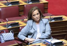 Πίσω από τις λέξεις Πίσω από τις λέξεις