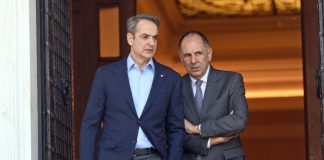 Τουρκολιβυκό μνημόνιο: Πολιτική θύελλα για τους διπλωματικούς χειρισμούς – «Πυρ ομαδόν» κατά Μητσοτάκη και Γεραπετρίτη