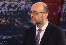 Απολογήθηκε ο Ζαχαρός μετά την ατάκα για την Εριέτα Μόλχο που προκάλεσε αντιδράσεις σε όλη την Ελλάδα - «Ήταν λάθος μου»