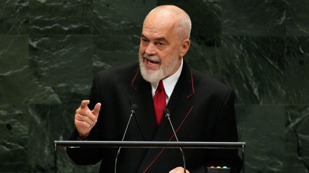 Ράμα μετά τις βίαιες φοιτητικές διαδηλώσεις: «Δεν θα επιτρέψω να εκτροχιάσουν την ευρωπαϊκή πορεία της Αλβανίας»