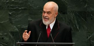 Ράμα μετά τις βίαιες φοιτητικές διαδηλώσεις: «Δεν θα επιτρέψω να εκτροχιάσουν την ευρωπαϊκή πορεία της Αλβανίας»