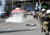 Αθήνα: Ένταση μετά το τέλος του πανεκπαιδευτικού συλλαλητηρίου – Πέταξαν πέτρες και μπουκάλια στα ΜΑΤ