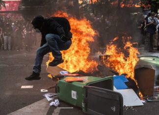 Στη φυλακή 217 άτομα για τα επεισόδια στις διαδηλώσεις του περασμένου Σαββατοκύριακου στη Γαλλία