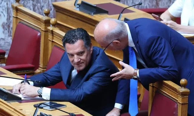 Ο Μητσοτάκης έδινε “οδηγίες”, Άδωνις, Φλωρίδης, Θεοχάρης τις “έγραφαν”…