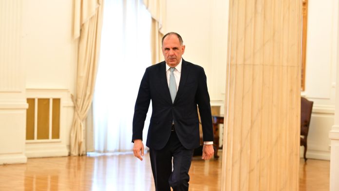Φιάσκο Γεραπετρίτη με Λιβύη: Ο πανικός στο ΥΠΕΞ, η έρευνα της Παπαδοπούλου για τα κοινοτικά κονδύλια και η τύχη του καλωδίου Φιάσκο Γεραπετρίτη με Λιβύη: Ο πανικός στο ΥΠΕΞ, η έρευνα της Παπαδοπούλου για τα κοινοτικά κονδύλια και η τύχη του…