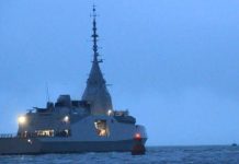 Υψώνεται η ελληνική σημαία στη δεύτερη φρεγάτα Belharra «Νέαρχος», στη Γαλλία ο Νίκος Δένδιας για την τελετή Υψώνεται η ελληνική σημαία στη δεύτερη φρεγάτα Belharra «Νέαρχος», στη Γαλλία ο Νίκος Δένδιας για την τελετή