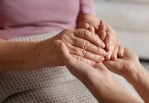 Όταν η γήρανση συναντά τη φτώχεια: Αποκαλυπτική έρευνα για τη Δυτική Ελλάδα