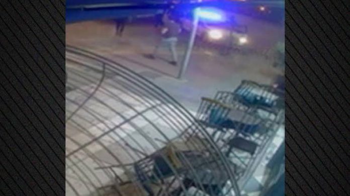 Βίντεο από την επεισοδιακή καταδίωξη στη Θεσσαλονίκη: Περιπολικά μπλοκάρουν το ΙΧ, ο οδηγός διαφεύγει τρέχοντας