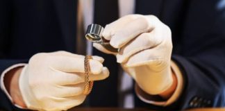 Θεσσαλονίκη: Πούλησε κάλπικα χρυσαφικά για 2.200 ευρώ και επέστρεψε για… δεύτερο γύρο Θεσσαλονίκη: Πούλησε κάλπικα χρυσαφικά για 2.200 ευρώ και επέστρεψε για… δεύτερο γύρο