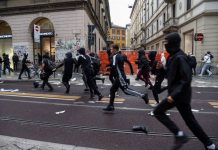Ιταλία: Συγκρούσεις και επεισόδια σε διαδηλώσεις κατά της ακρίβειας και του πολέμου σε πολλές πόλεις