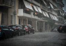 Πάμε για τριήμερο με πολλές βροχές
