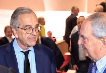 Αποστάσεις Καραμανλή από Σαμαρά: «Δεν θα στηρίξω το νέο κόμμα» – Το μήνυμα και οι νέες ισορροπίες στη ΝΔ Αποστάσεις Καραμανλή από Σαμαρά: «Δεν θα στηρίξω το νέο κόμμα» – Το μήνυμα και οι νέες ισορροπίες στη ΝΔ