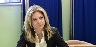 Υπό έλεγχο παραμένει το ιατρείο της Καρυστιανού: «Τα μηχανήματα είναι νόμιμα», λέει η πρόεδρος της Ελπίδας για τη…