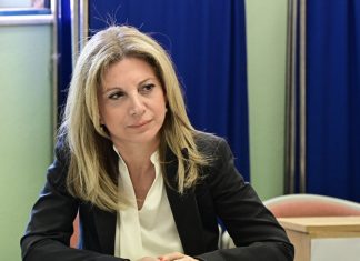 Υπό έλεγχο παραμένει το ιατρείο της Καρυστιανού: «Τα μηχανήματα είναι νόμιμα», λέει η πρόεδρος της Ελπίδας για τη…