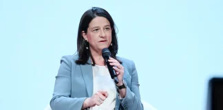 Νίκη Κεραμέως: Τηλεργασία σε απομακρυσμένα χωριά με επιδότηση 90% του μισθού και ασφαλιστικών εισφορών για 12 μήνες