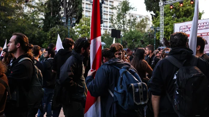 Παραλύει το κέντρο της Αθήνας, πανεκπαιδευτικό συλλαλητήριο και κινητοποιήσεις δημοσίων υπαλλήλων, πώς θα κινηθούν τα…
